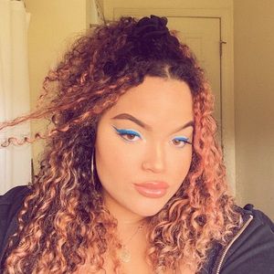 Meet your Posher, Jahana